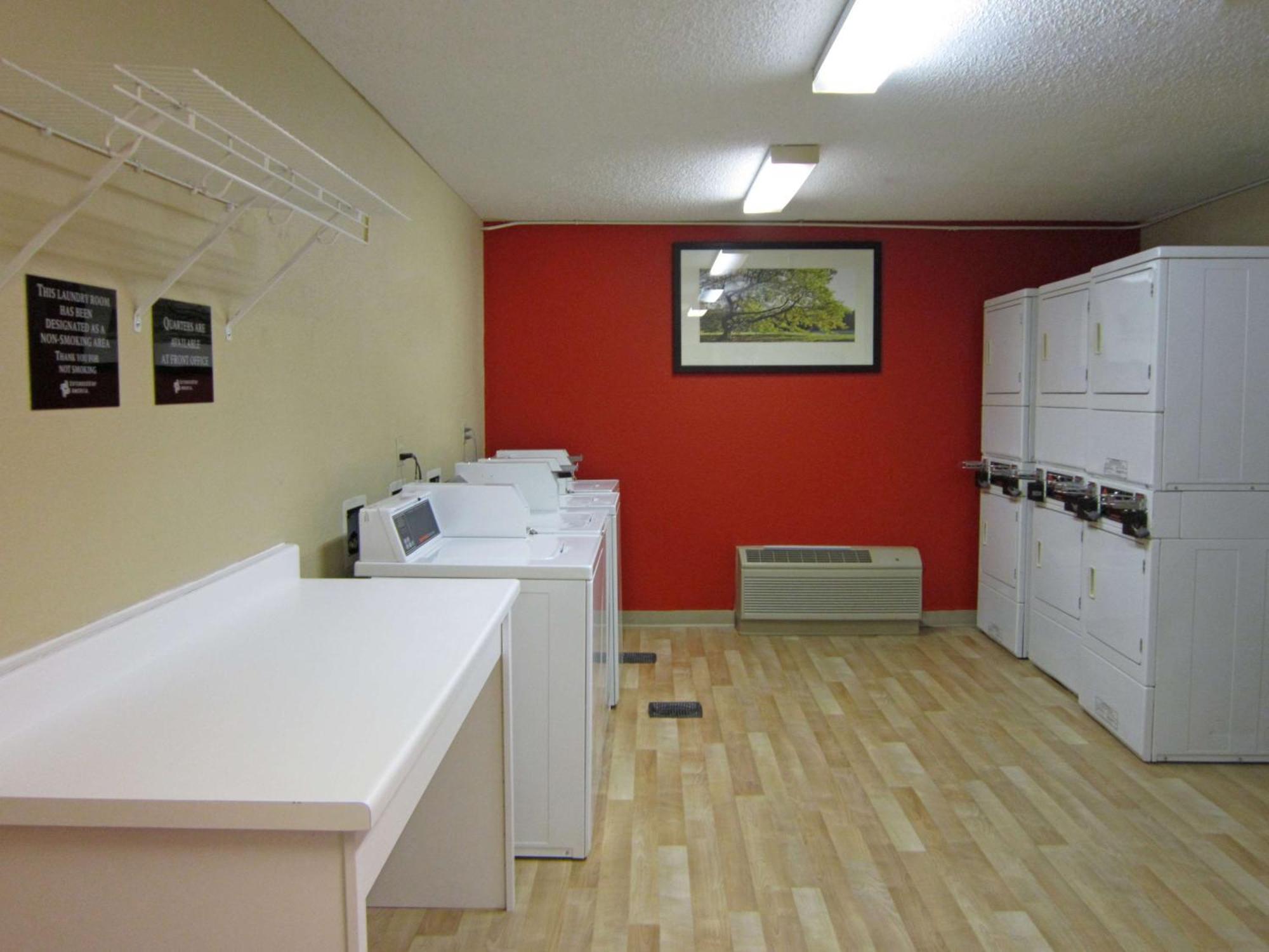 Extended Stay America Suites - Houston - Nasa - Johnson Space Center Nassau Bay Екстер'єр фото